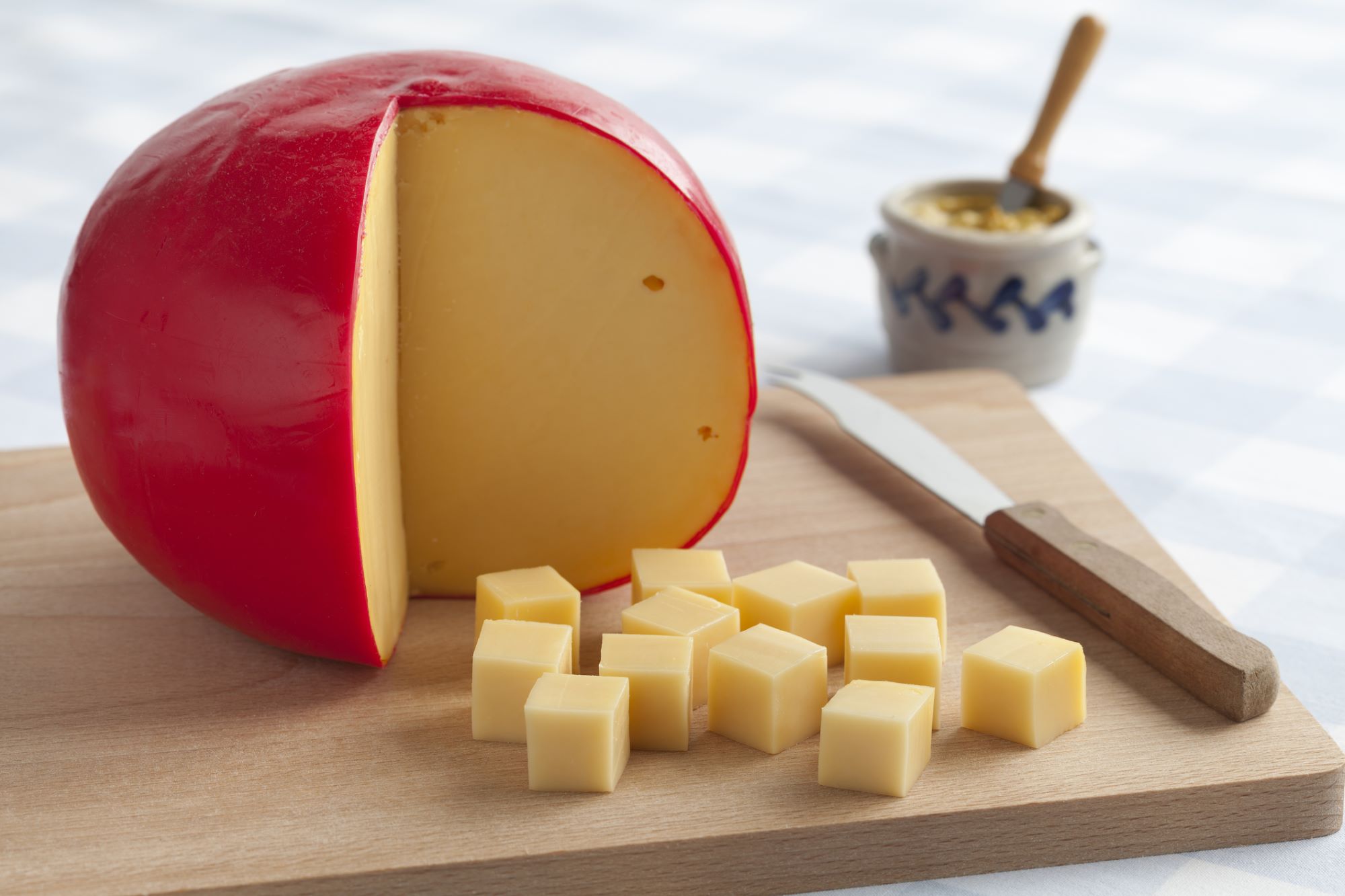How to Wax Cheese, Make Cheese at Home